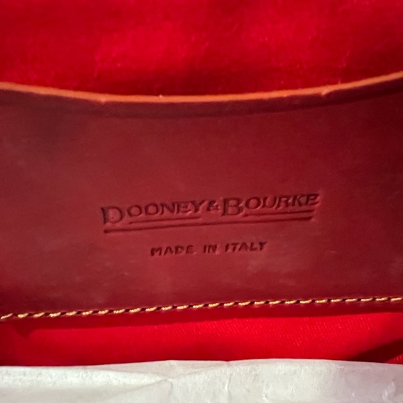 Dooney & Bourke Red Wide Cresent W/Gusset. - Picture 9 of 12